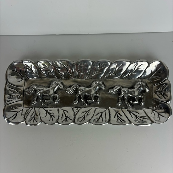 Metal Silver Tone Oblong Horse/Equestrian Tray - Picture 2 of 10